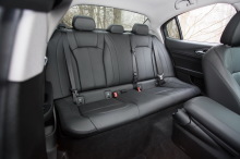 Alfa romeo Giulia 2017 vue de la banquette en cuir