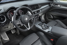 Alfa Romeo Stelvio Sport Edition poste d eocnduite