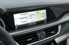 Alfa Romeo Stelvio Sport Edition écran GPS