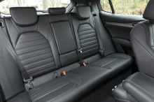 Alfa Romeo Stelvio Sport Edition banquette