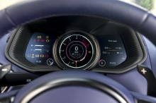 Aston Martin DB11 V8 boîte de vitesse aérateurs ventilation
