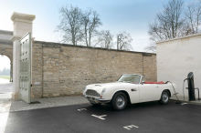 Aston Martin DB6 electric