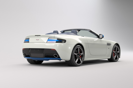 aston martin v8 vantage S Great Britain blanche