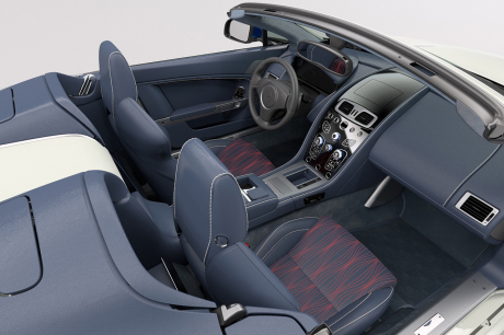 aston martin v8 vantage S Great Britain intérieur
