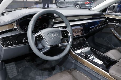 Audi A8 2017 salon de Francfort 2017 poste de conduite