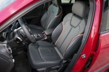sièges sport cuir sur audi q2 tdi