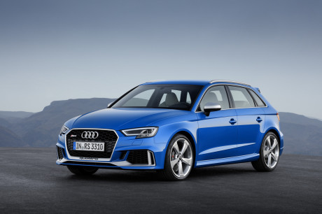 Audi RS 3 Sportback 2017 vue avant couleur bleue