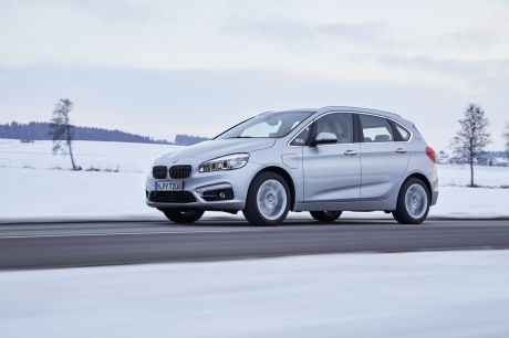 profil BMW 225xe