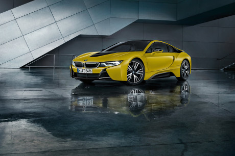 BMW i8 Protonic Frozen Yellow Edition