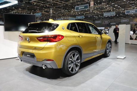 bmw x2 arrière