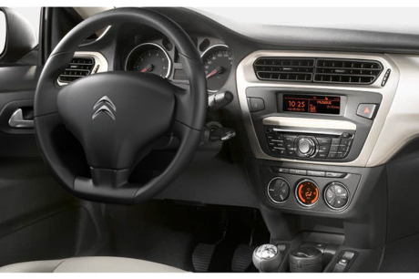 Citroën C-Elysée planche de bord