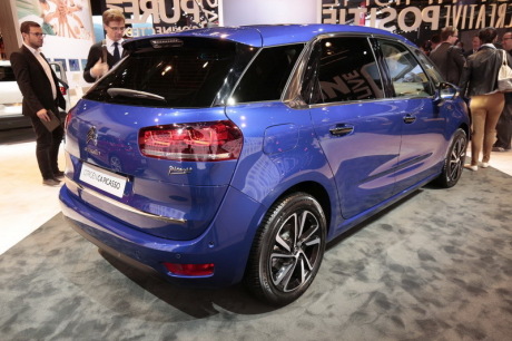 3/4 arrière Citroën C4 Picasso restylé Mondial 2016