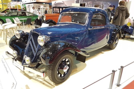 Citroën Traction Coupé bleue vue avant