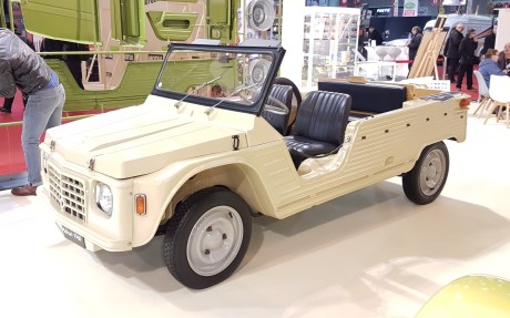 Citroën Méhari vue avant beige