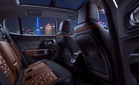 Citroën C5 Aircross salon shanghai 2017 places arrière