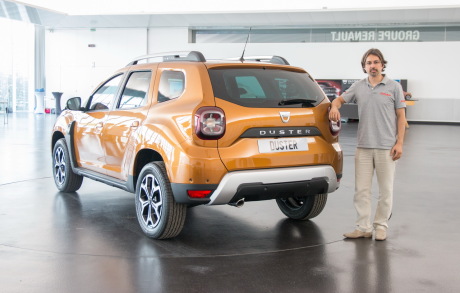 Dacia Duster 2 2017 vue arrière orange