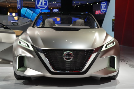Nissan Vmotion 2.0 concept couleur grise vue avant