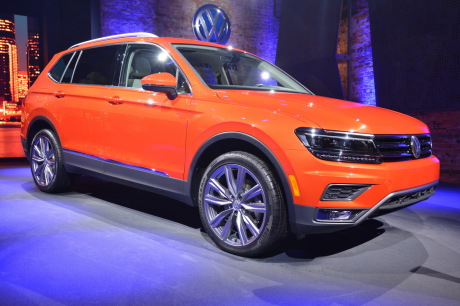 Volkswagen Tiguan Allspace 2017 vue avant couleur orange