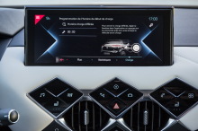 DS3 Crossback E-Tense The first central screen programming