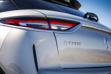 DS3 Crossback E-Tense The first gray hatchback logo