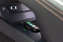 Peugeot 508 GT rouge chargeur induction