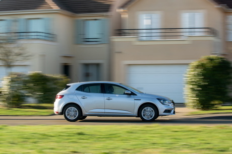 Renault Mégane Zen gray straight thread