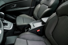 Renault Scenic jaune 2018 console centrale