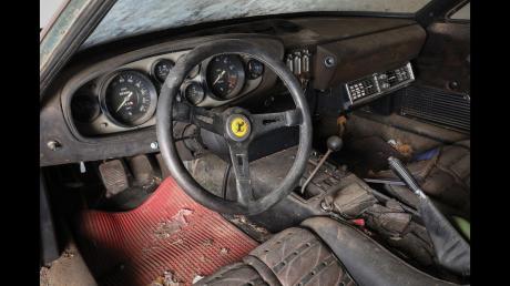 Ferrari 365 GTB/4 Daytona de 1969 habitacle grange