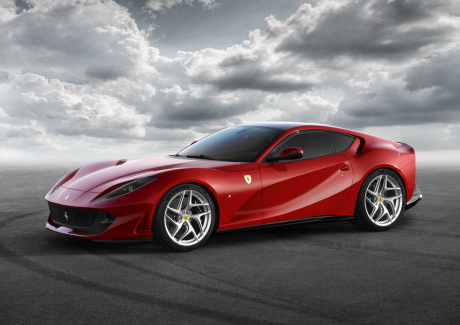 3/4 avant Ferrari 812 Superfast rouge