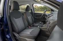 Ford Ka+ 2017 bleu Essential sièges avant