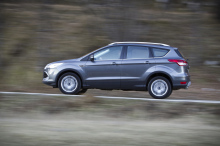 profil ford kuga gris foncé