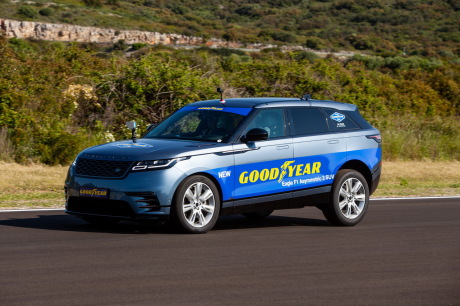 Goodyear Eagle F1 Asymmetric 3 SUV Range Rover Velar
