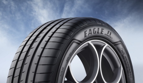 Goodyear Eagle F1 Asymmetric 3 SUV Range Rover Velar