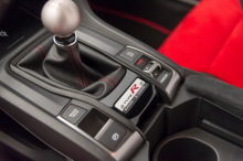 Console centrale levier de vitesse Honda Civic Type R 2017 blanche studio