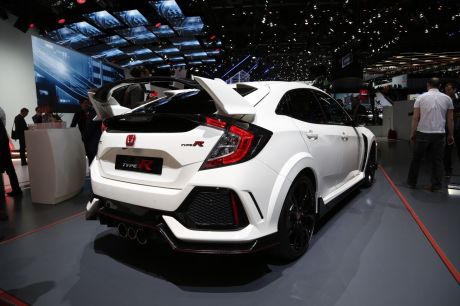 Honda Civic Type R (2017) salon de Genève