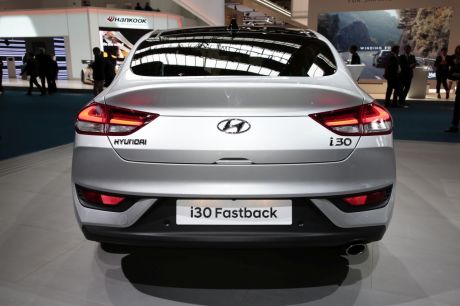 Hyundai i30 Fastback (salon de Francfort 2017)