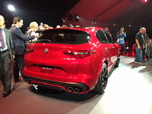 et la quadruple sortie d'échappement de la version Quadrifoglio