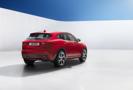 Jaguar E-Pace vue arrière rouge