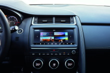Jaguar E-Pace écran tactile