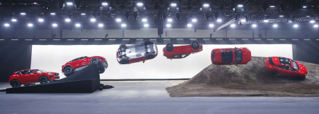jaguar E-Pace cascade