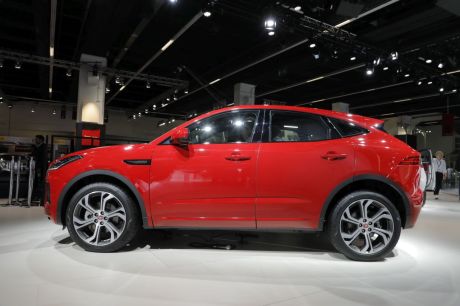 Jaguar E-Pace salon Francfort 2017 profil