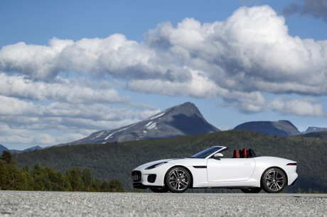 profil jaguar F-Type 2.0 quatre cylindres 2017