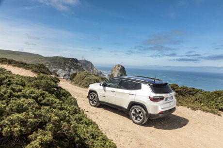 nouveau jeep compass 3/4 arrière