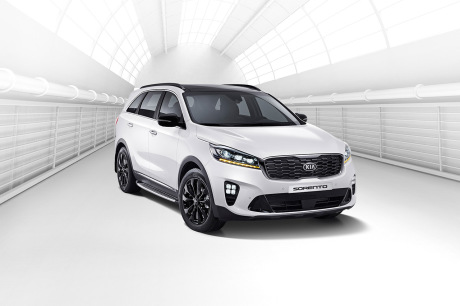 Kia Sorento restylé vue avant blanc