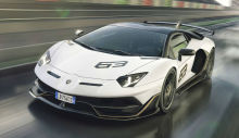 Lamborghini Adventador SVJ