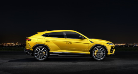 Lamborghini Urus 2018 SUV vue de profil jaune