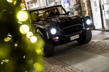 Lamborghini Urus vs. LM002