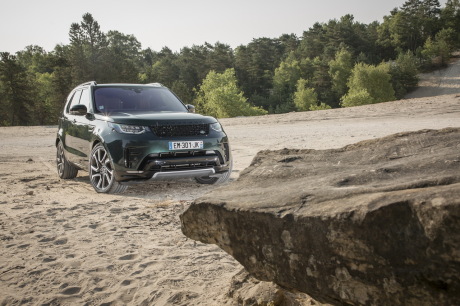 Solide comme un roc le Discovery 2017 ? Oui certainement.