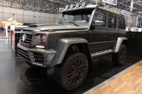 Quand Mansory s'attaque au Mercedes Classe G 4x4, voilà le résultat. Paré pour l'aventure ?