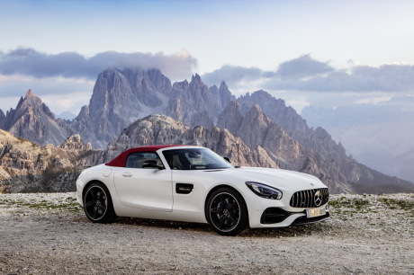 3/4 avant Mercedes AMG GT Roadster